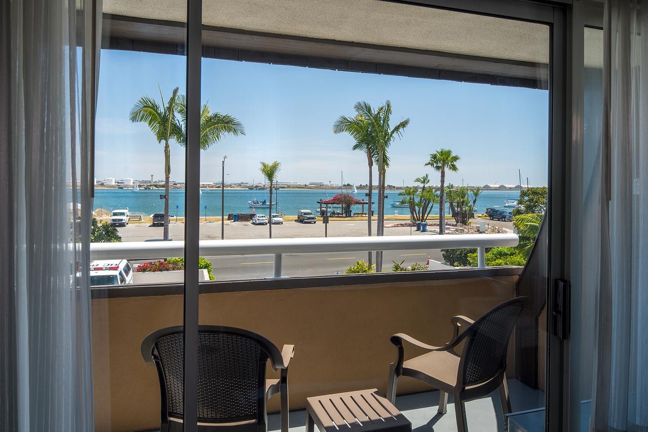 Bay Club Hotel And Marina San Diego Extérieur photo